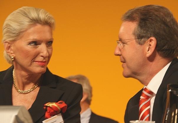 Marie-Elisabeth Schaeffler und Jürgen Geißinger bei der Conitental-Hauptversammlung 2009. Foto: Auto-Reporter